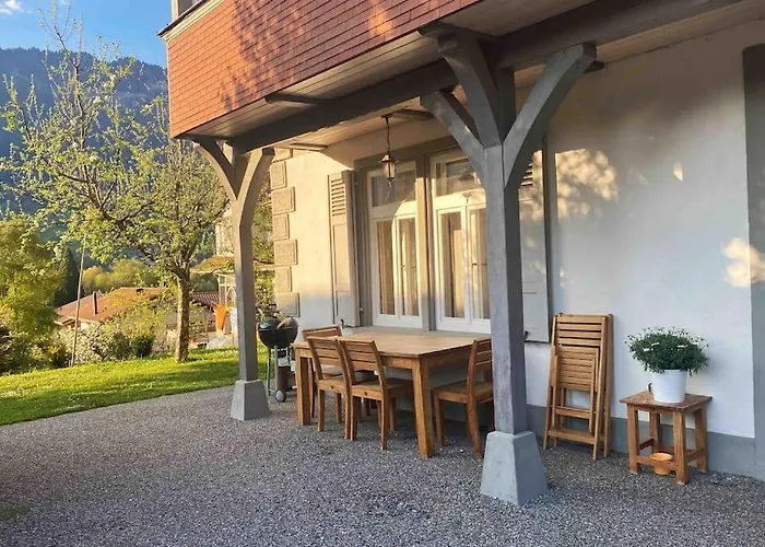 Peaceful Lakeside With Garden And Parking - Mignon Lejlighed Bönigen